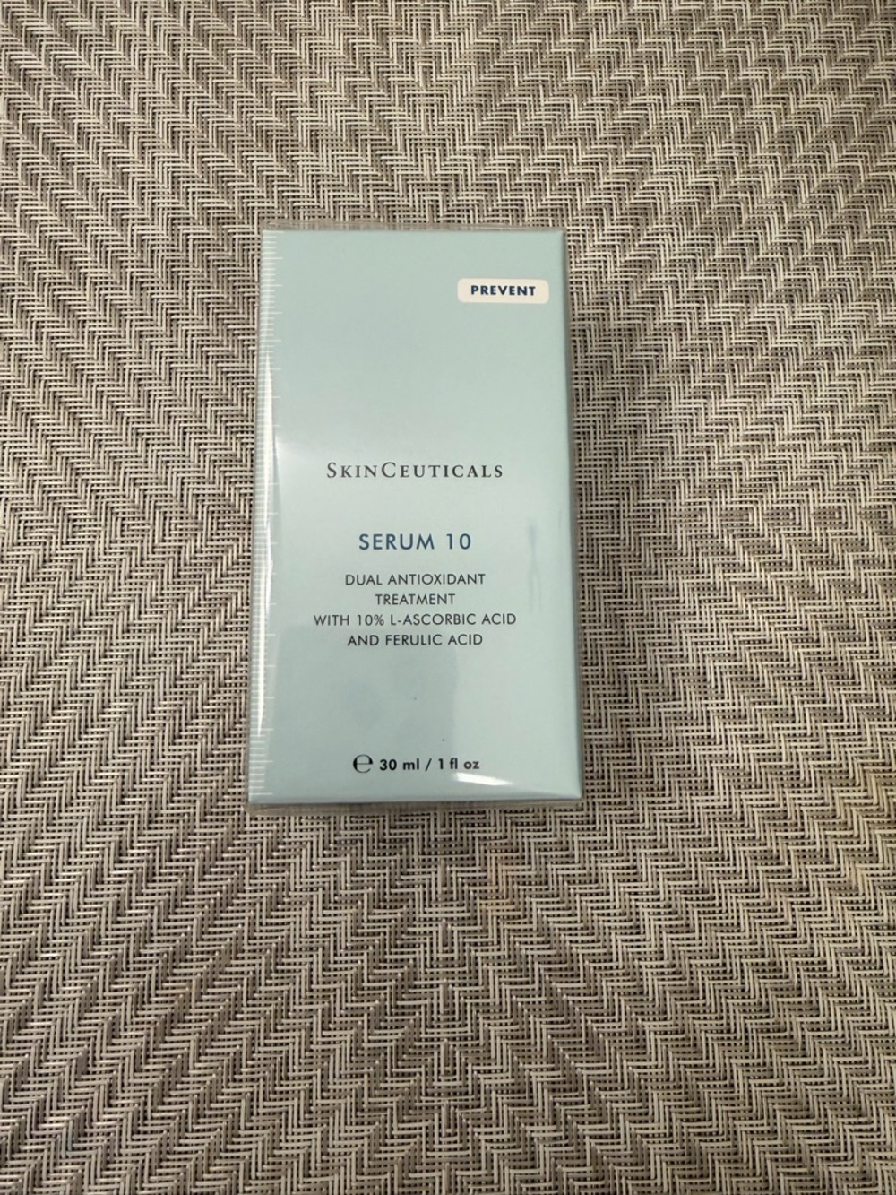 SkinCeuticals Serum 10 - Light Blue Packaging - Picture 7 of 10